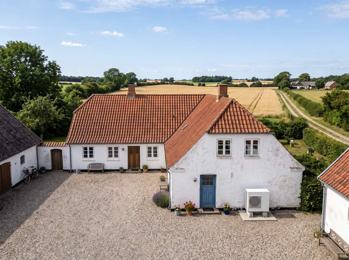 Luft til luft varmepumpe monteret på hus — Dyssegård, København og omegn